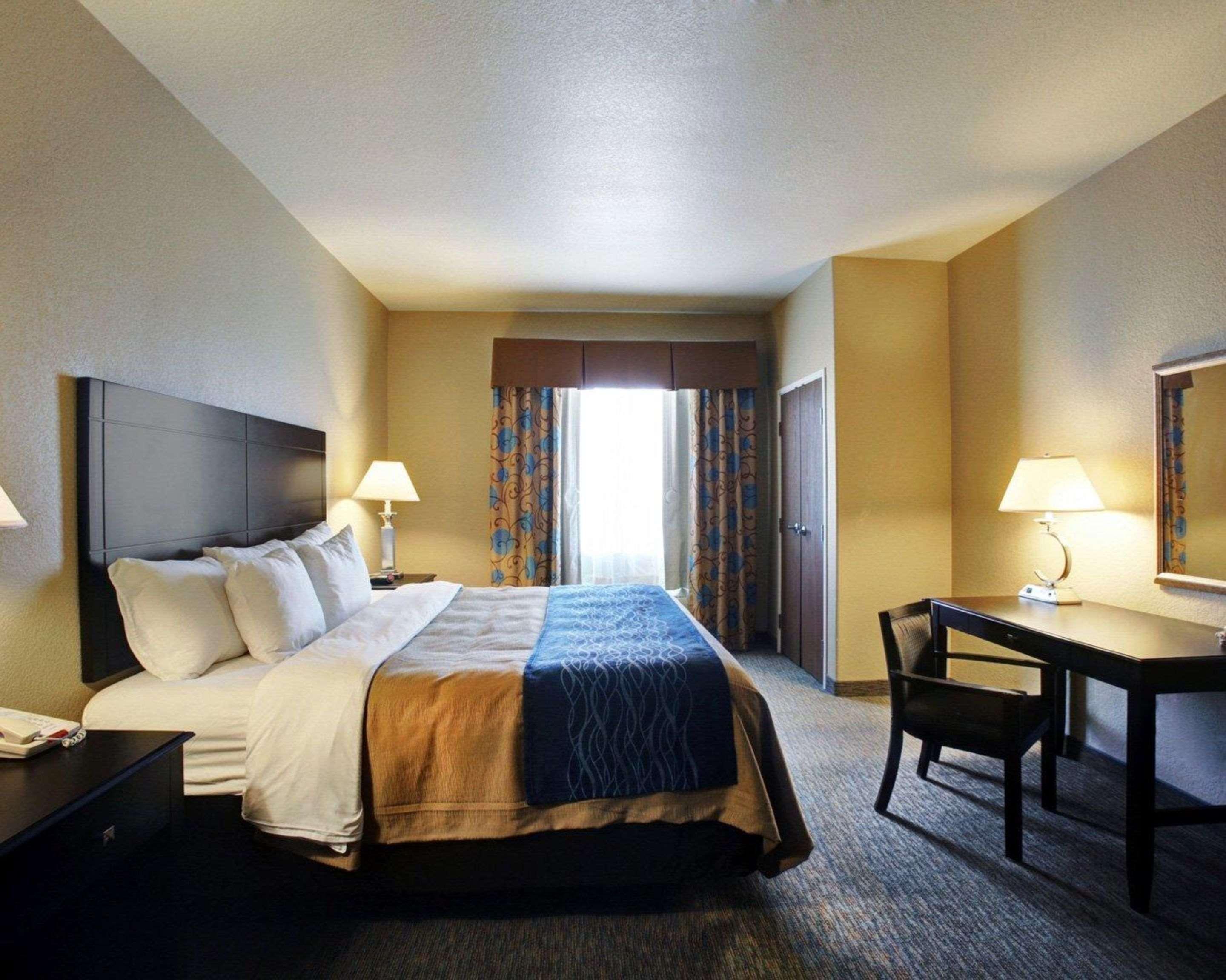 Hotel Spark By Hilton Selma