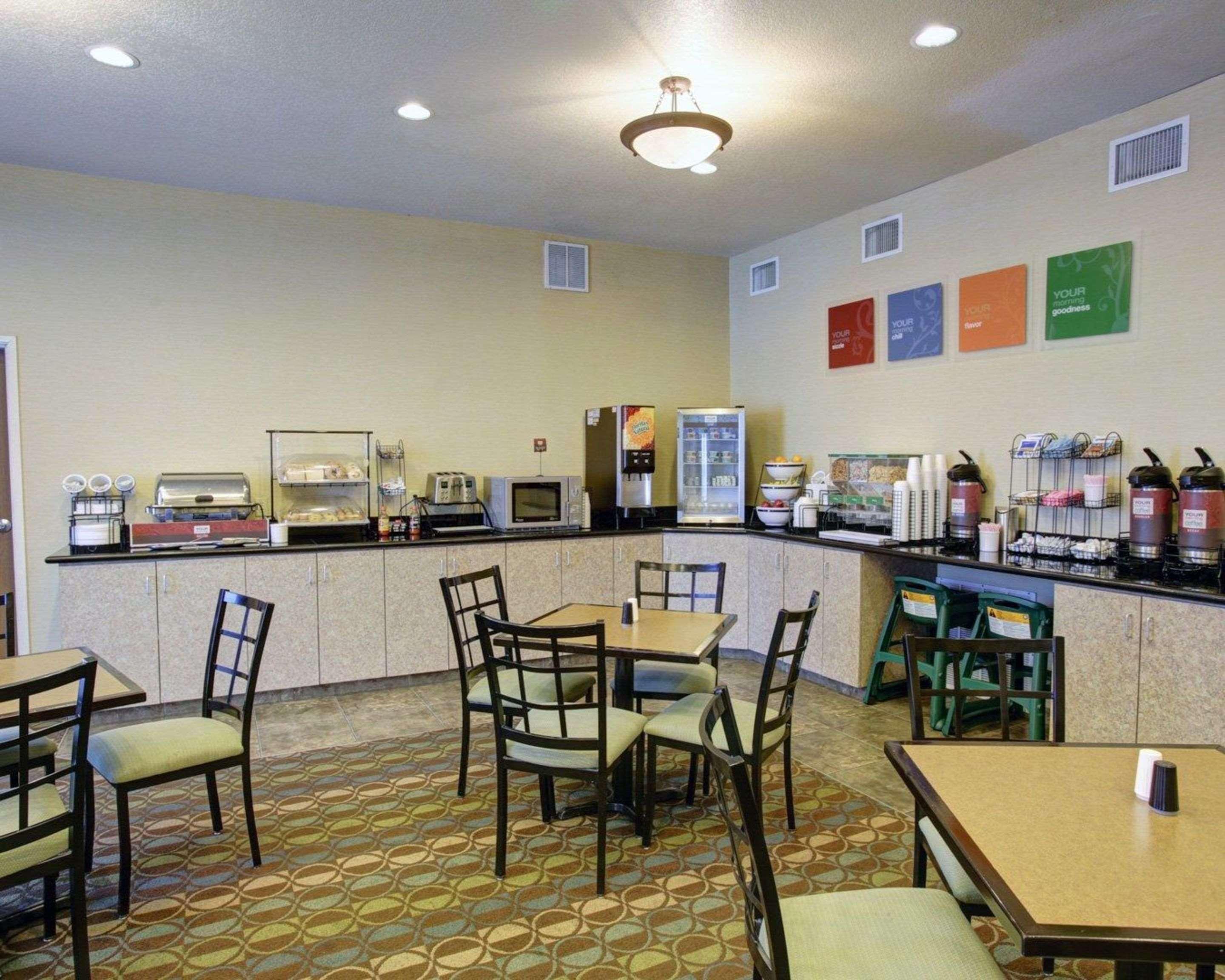 Spark By Hilton 3* Selma